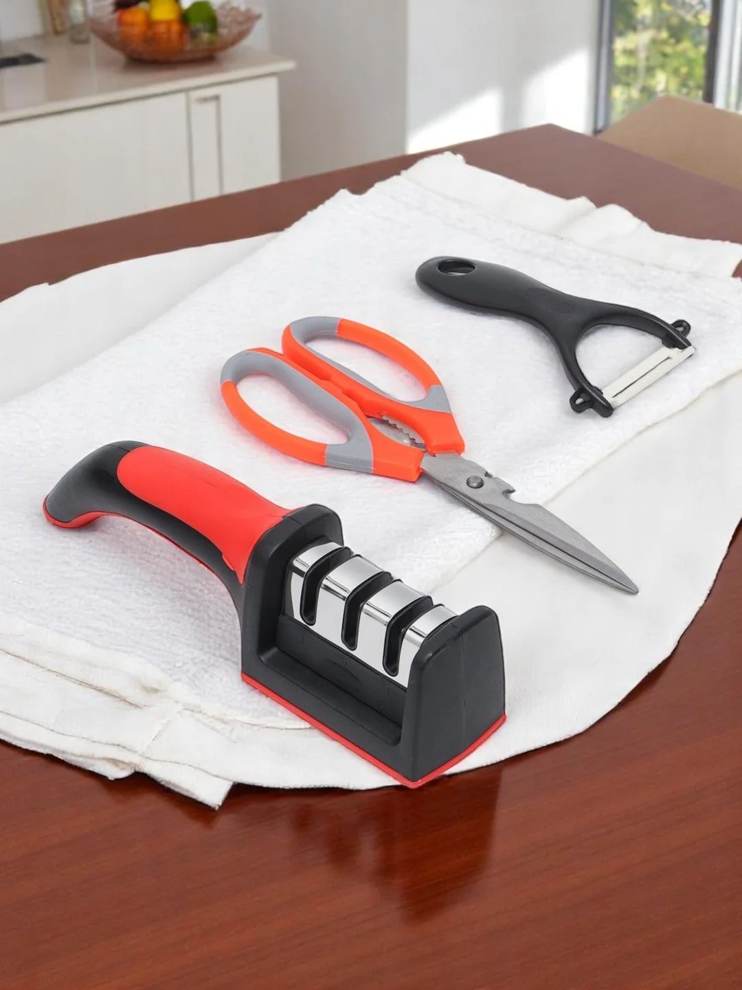 ست چاقو تیز کن و قیچی و پوست گیر Knife sharpener and scissors set
